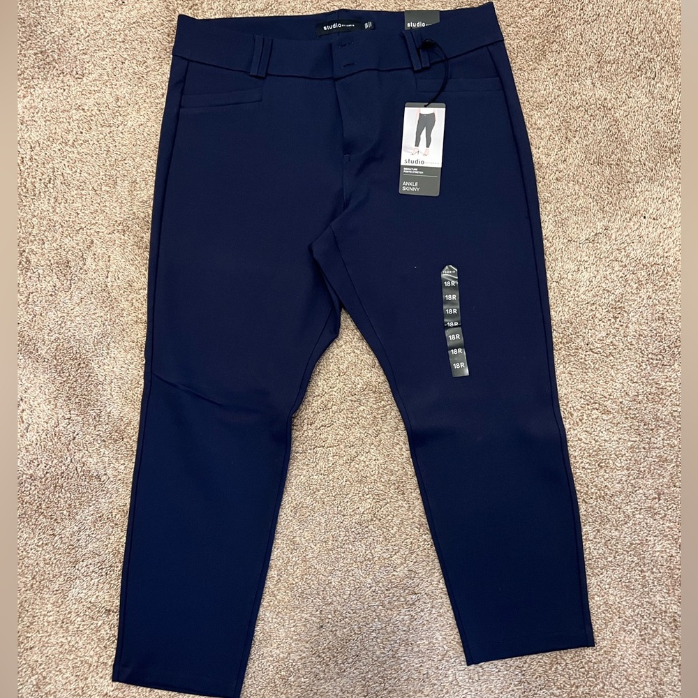 Torrid Studio ankle skinny pants